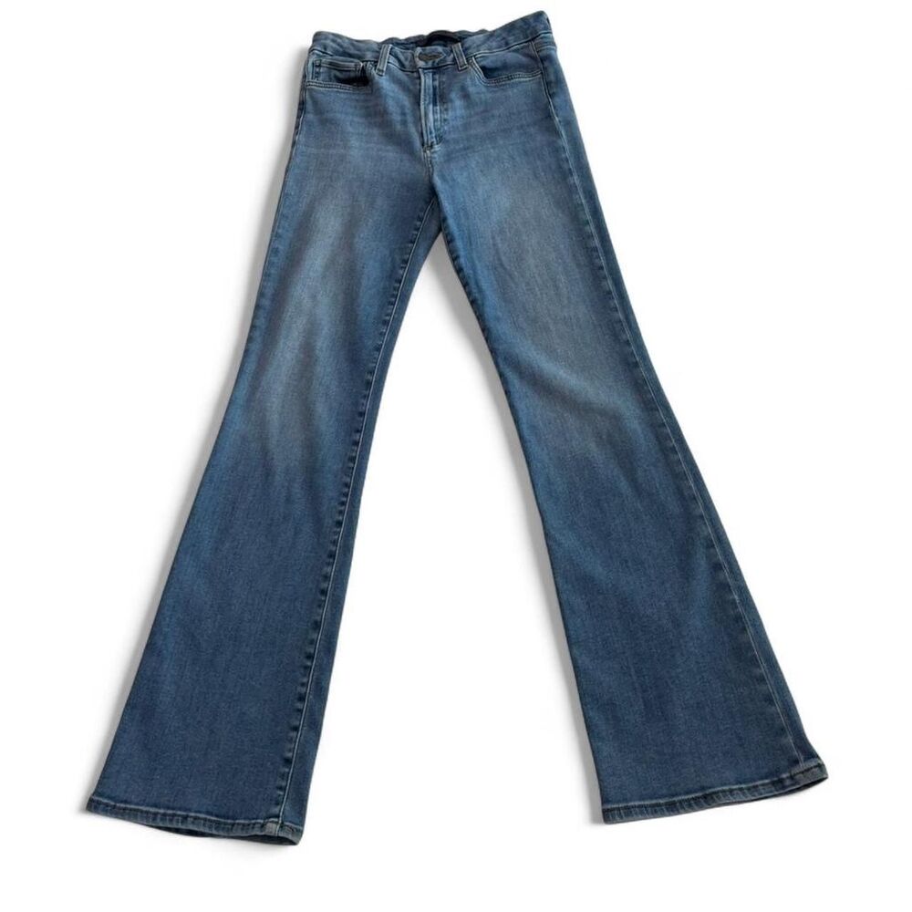 Joe's Jeans Women's Straight Leg Jeans in Medium Blue